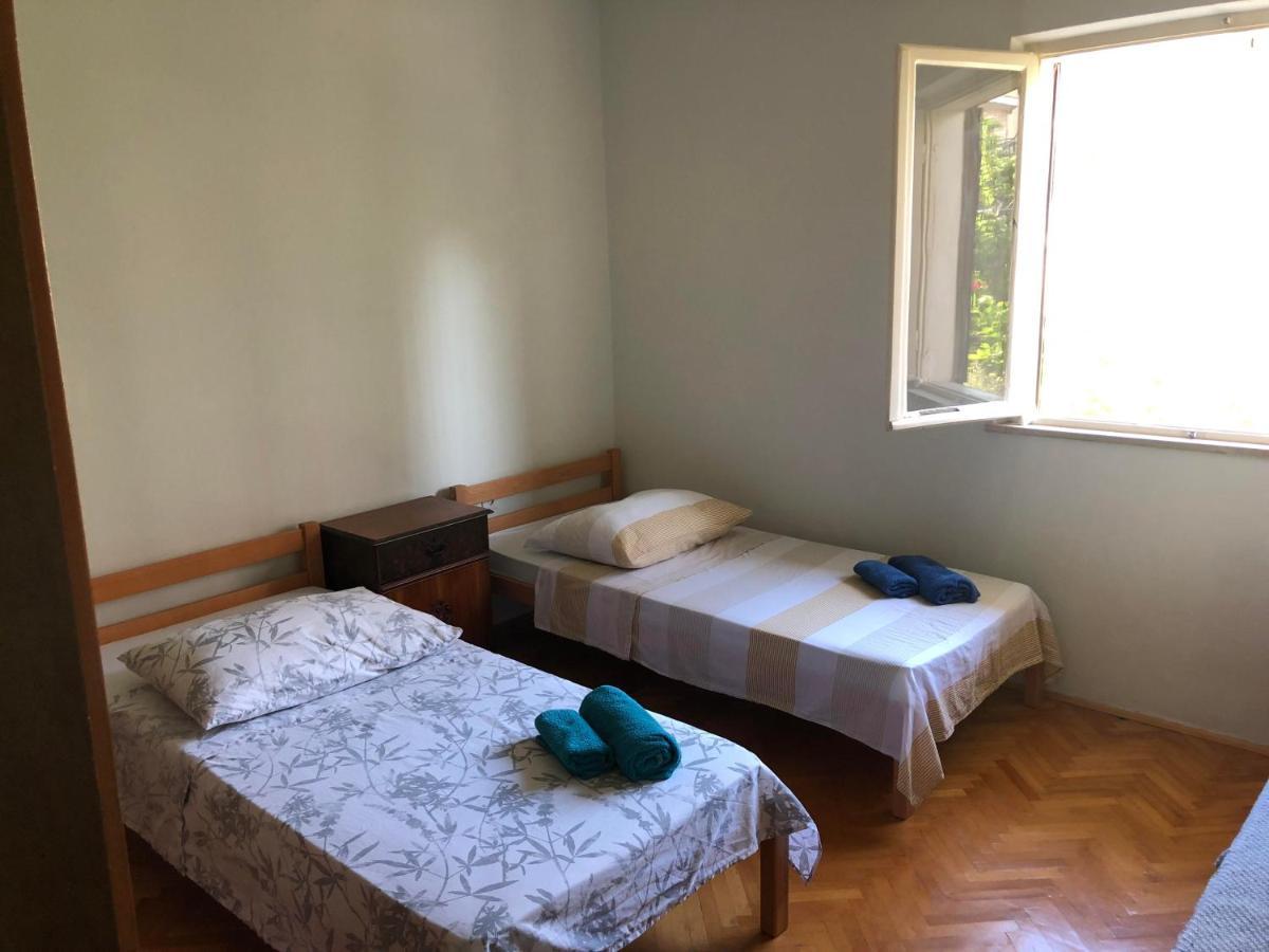 Garden Apartman Split Bagian luar foto